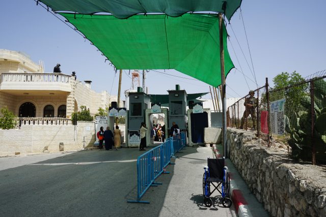 Vad vi behöver är skydd